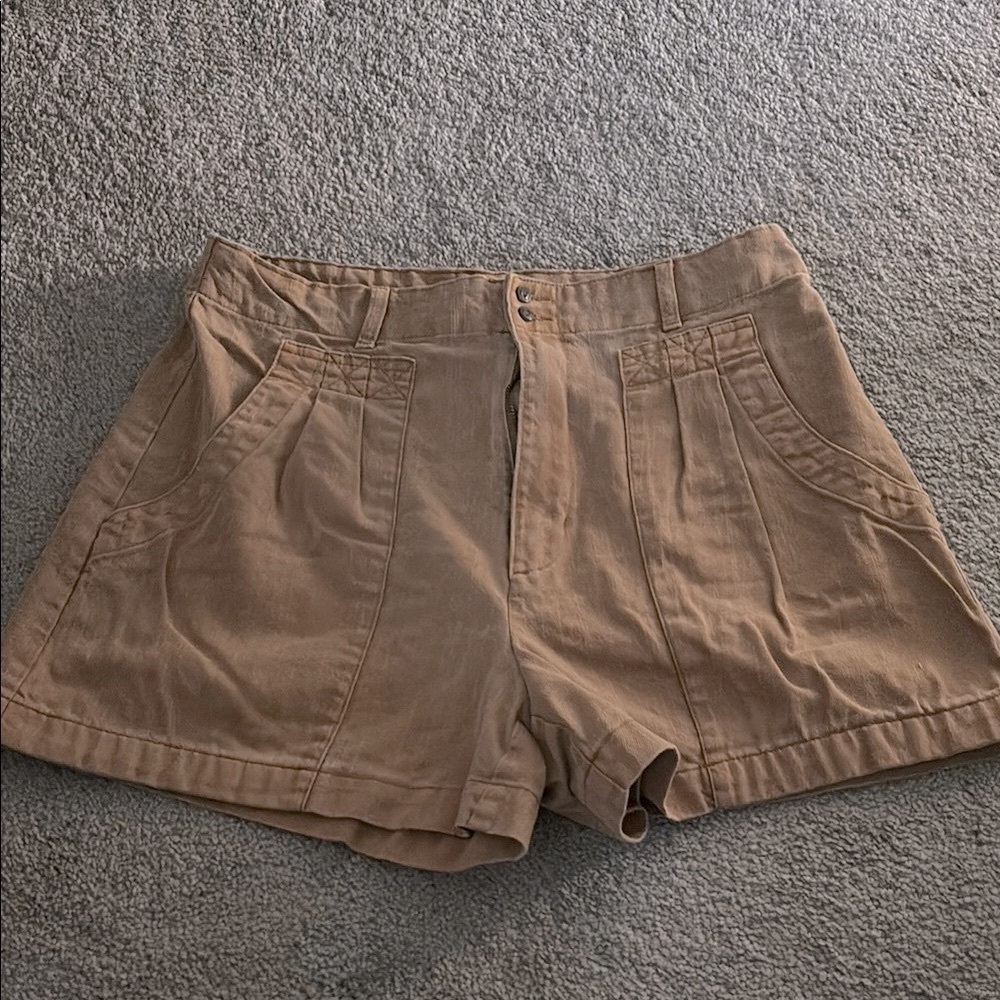 Women's Tan Shorts